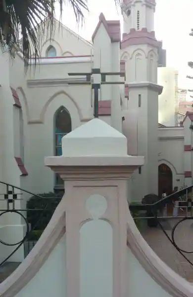 Cross on steeples, Rosary Church Hong Kong exterior